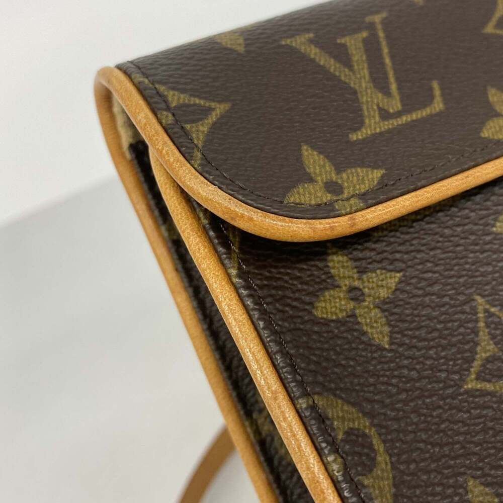 LOUIS VUITTON Brown Monogram Pochette Fanny Pack - Picture 6 of 10